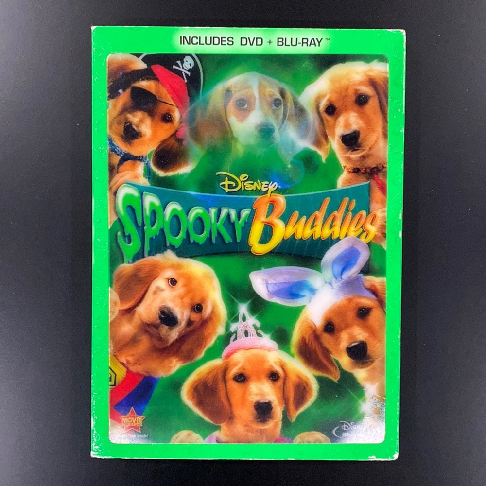 Spooky Buddies - Blu-ray & DVD Combo Set